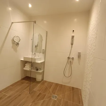 Voltaire Opera Centre Hotell Nantes